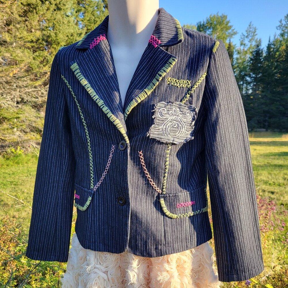 "Cool Embroidery" KK Casual Blazer